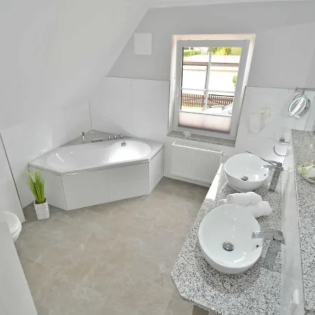 Haus Breitenstein 度假居